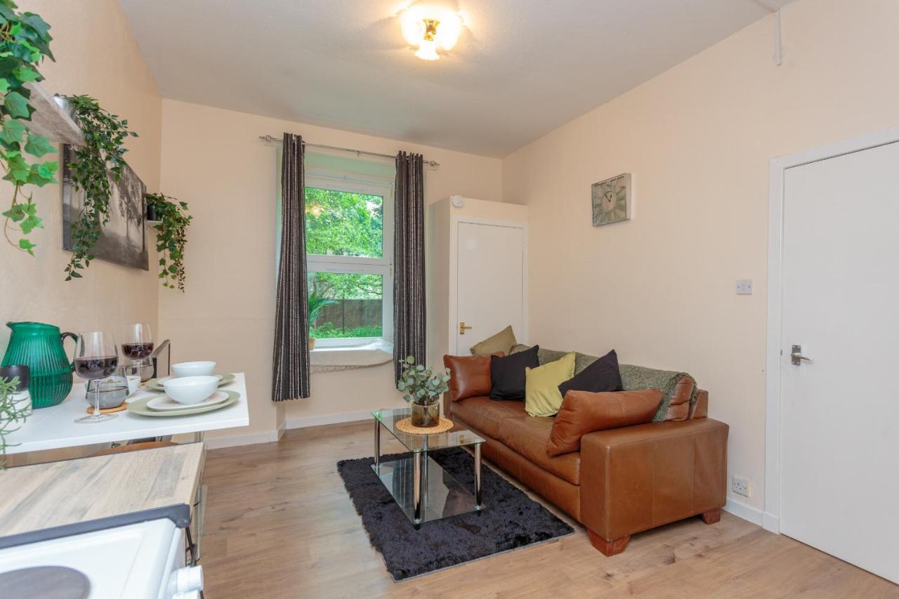 Cozy 1B Groundfloor - 8 Minute From City Centre Edinburgh Exterior photo